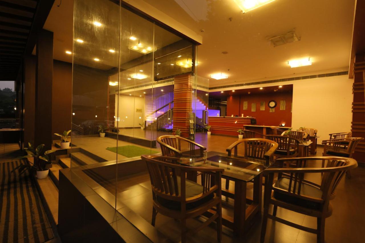 Hotel Misty Gate Vythiri Esterno foto