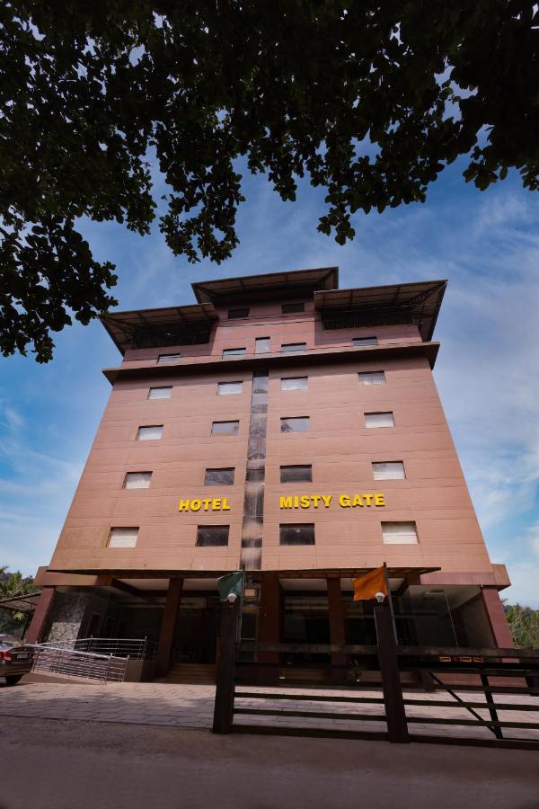 Hotel Misty Gate Vythiri Esterno foto